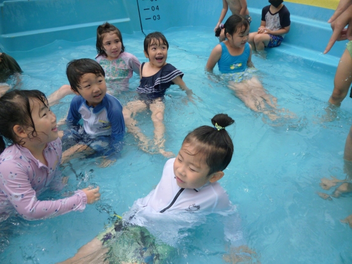 入浴　幼稚園 年長クラス】プールに入ったよ🌟 | はなの木ブログ | はなの木幼稚園 | 知立市 安城市 刈谷市 幼稚園