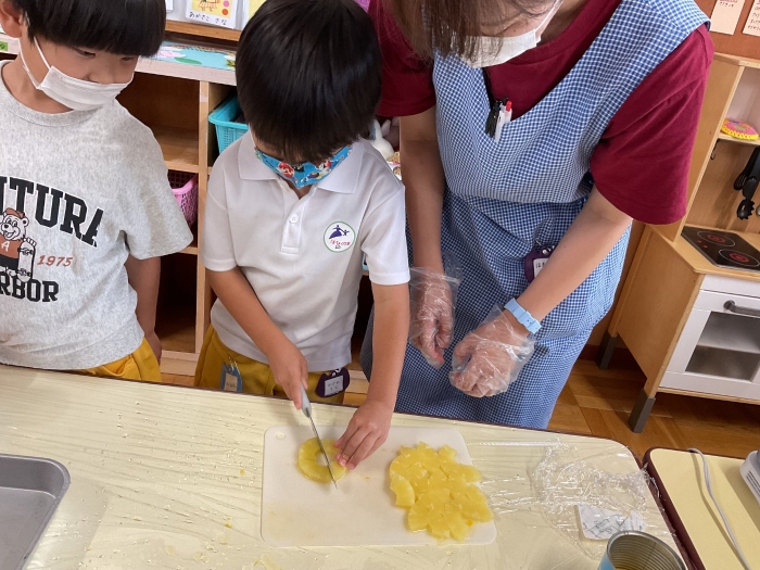 ねこの手だよー！